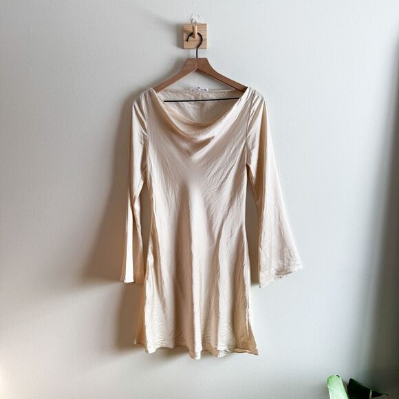 Reformation Pike Satin Long Sleeve Dress Size M - Picture 4 of 8